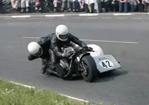 robert-philpott-mick-buxton-laverda-19732090.jpg.webp