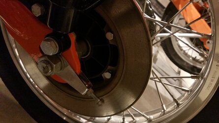Rear brake disc SFC750.jpg
