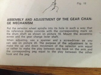 Laverda gearchange 001.jpg