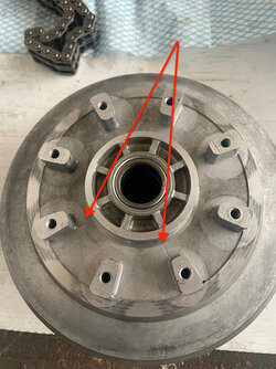 Clutch outer splits arrowed..jpeg