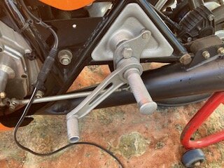 Footpegs Carnell.jpg