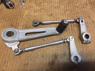 Gear levers rearset.JPG