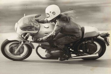 rsz_qf-sf1-1976-wanneroo.jpg