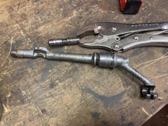 Pushrod out finally.jpg