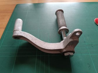 750 right b.jpg