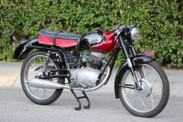 57 Gilera 150 Sport.JPG