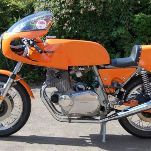 1974 750 SFC