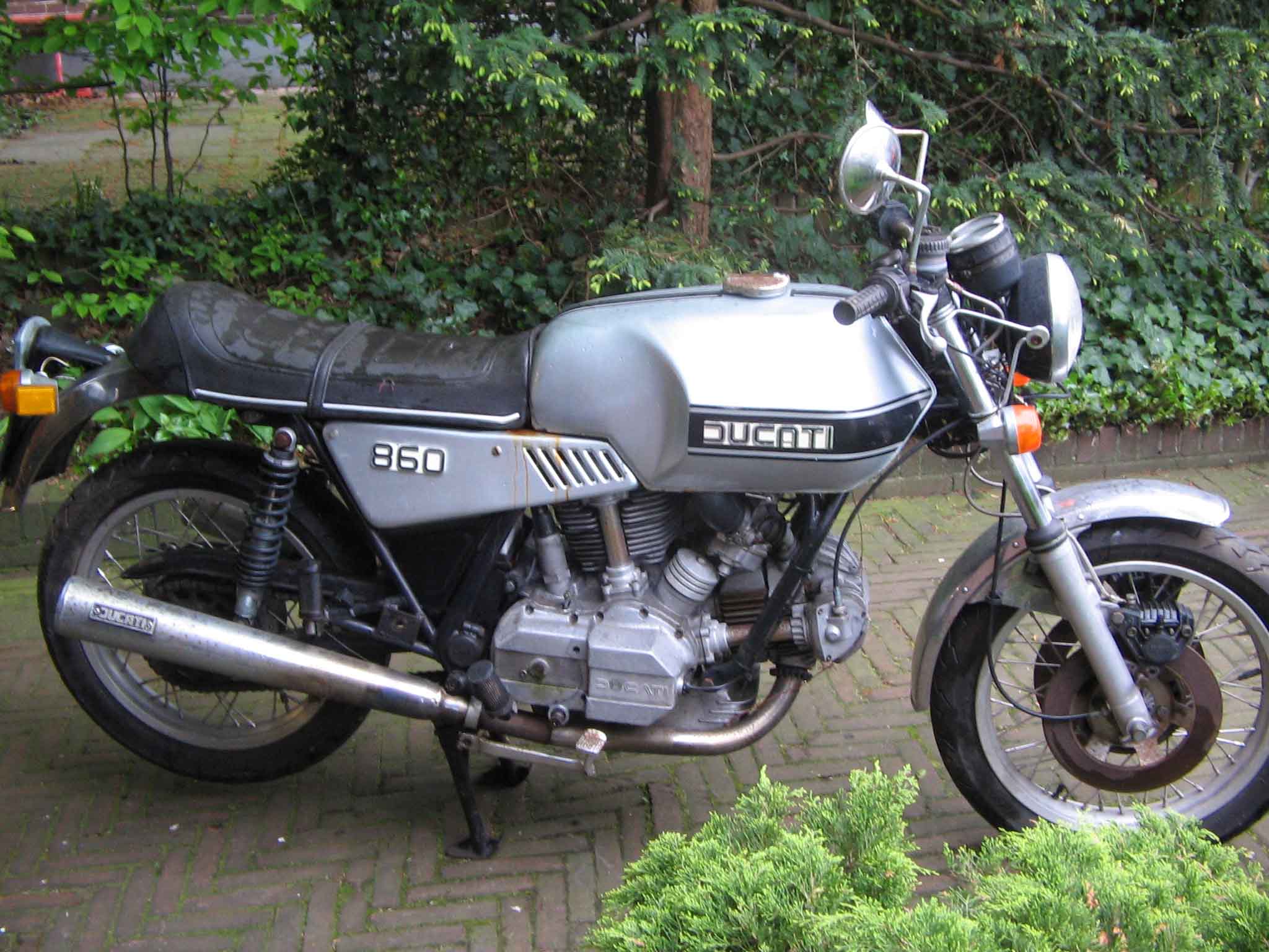 860gts10.jpg
