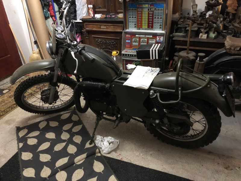 laverda-250-tr-army-2.jpg